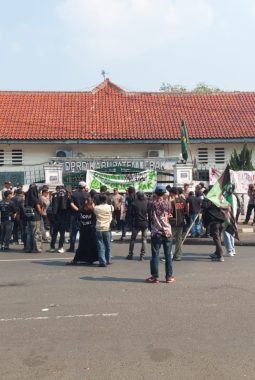 30 Tahun Kudatuli: Saat PDIP Terus Menuntut Keadilan Korban Penculikan, Ketua DPRD Lebak Justru Didemo Atas Dugaan Keterkaitan Kasus Penculikan