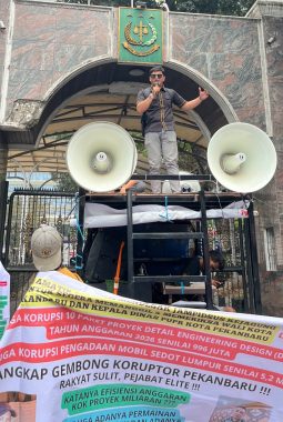 Agung Nugroho dan Edward Riansyah di Demo, LSM AMATIR dan GERIYA Minta JAMPIDSUS KEJAGUNG RI Turun Tangan